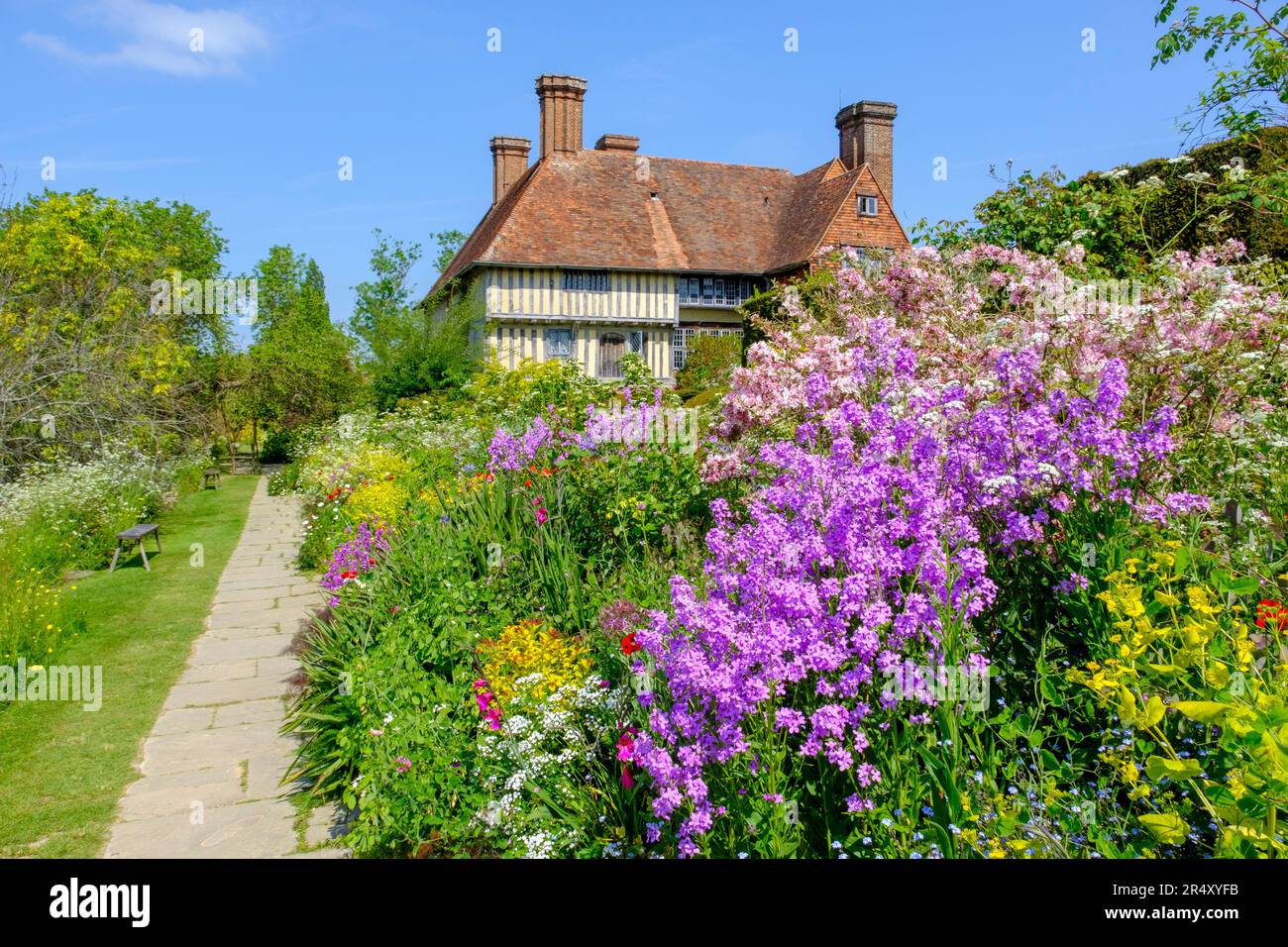 Primavera a Great Dixter House and Garden, East Sussex, Regno Unito Foto Stock