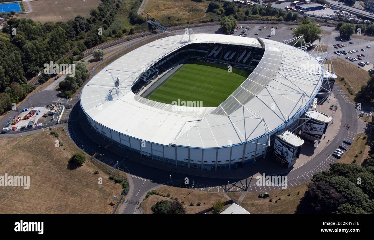 Vista aerea dello stadio MKM, sede dell'Hull City FC. Il campo è stato conosciuto anche come KC Stadium e KCOM Stadium Foto Stock