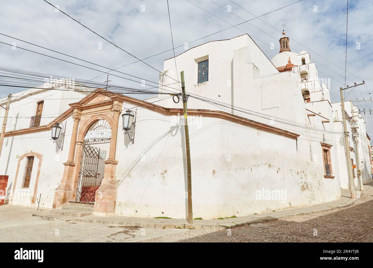 La città fantasma unica di Mineral de Pozos, Guanajuato, era un tempo una prospera città mineraria prima che le miniere si allagasse Foto Stock