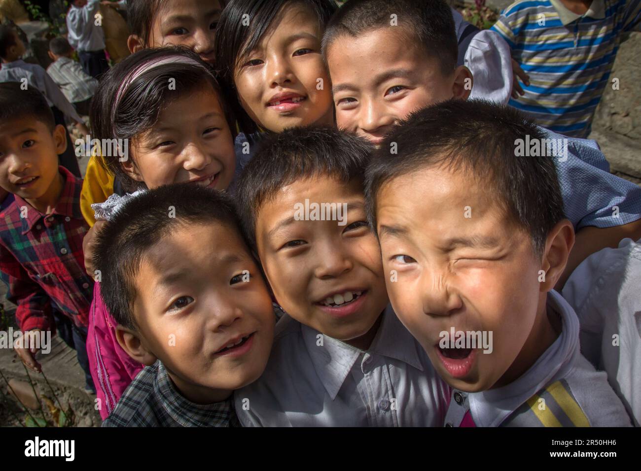 divertimento per i bambini nordcoreani Foto Stock