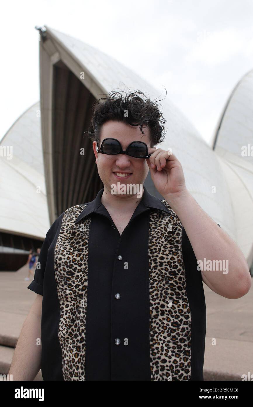 Ezra Lee Photo-Call alla Sydney Opera House per la 'Ultimate Rock 'n' Roll Jam Session', con James Blundell, Nick Barker, Doug Parkinson ed Ezra Lee al pianoforte, sostenuta dal 'Sun Studio Trio' di Steve Hadley, Dave Folley e Shannon Bourne. In occasione della loro prossima serie di spettacoli live di Sydney, eseguiranno famosi brani di Elvis Presley, Johnny Cash, Jerry Lee Lewis e Carl Perkins sulla base del vero evento storico, quando il 4 dicembre 1956 i quattro migliori artisti americani si incontrarono per caso presso i Sun Studios di Memphis, Tennessee, E ha registrato la "Ultimate Rock 'n' Roll Jam Session". Sydney, Au Foto Stock