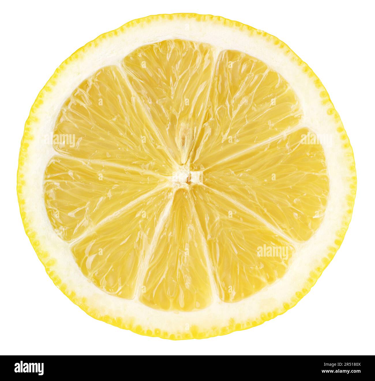Fetta di limone agrumi isolato su sfondo bianco con percorso di ritaglio. Fetta di limone con semi Foto Stock