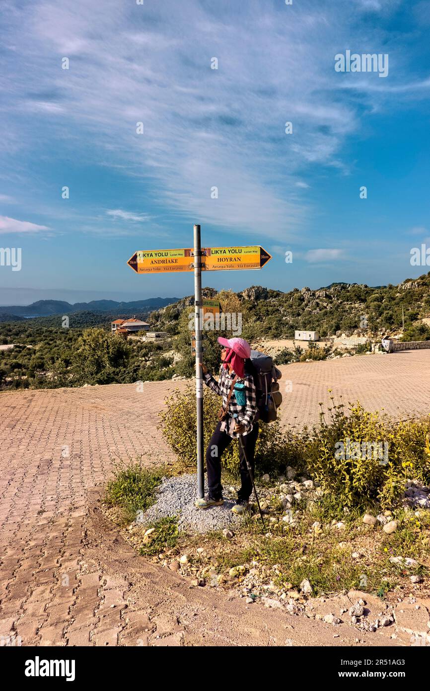 Trovare il percorso sulla Via Licia, Kapakli, Demre, Turchia Foto Stock