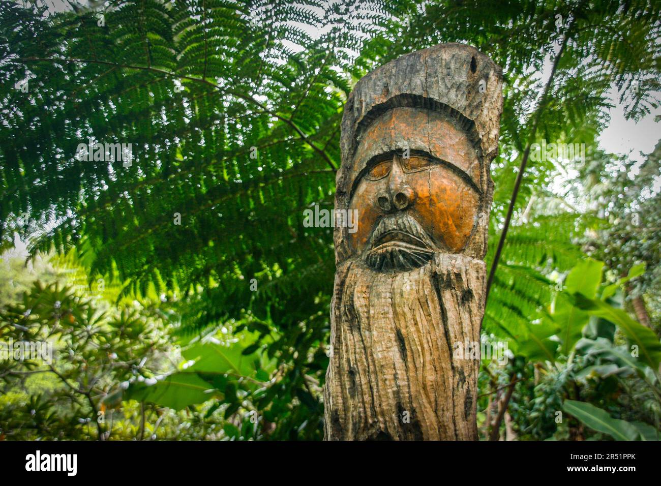 Totem in legno in Nuova Caledonia Foto Stock