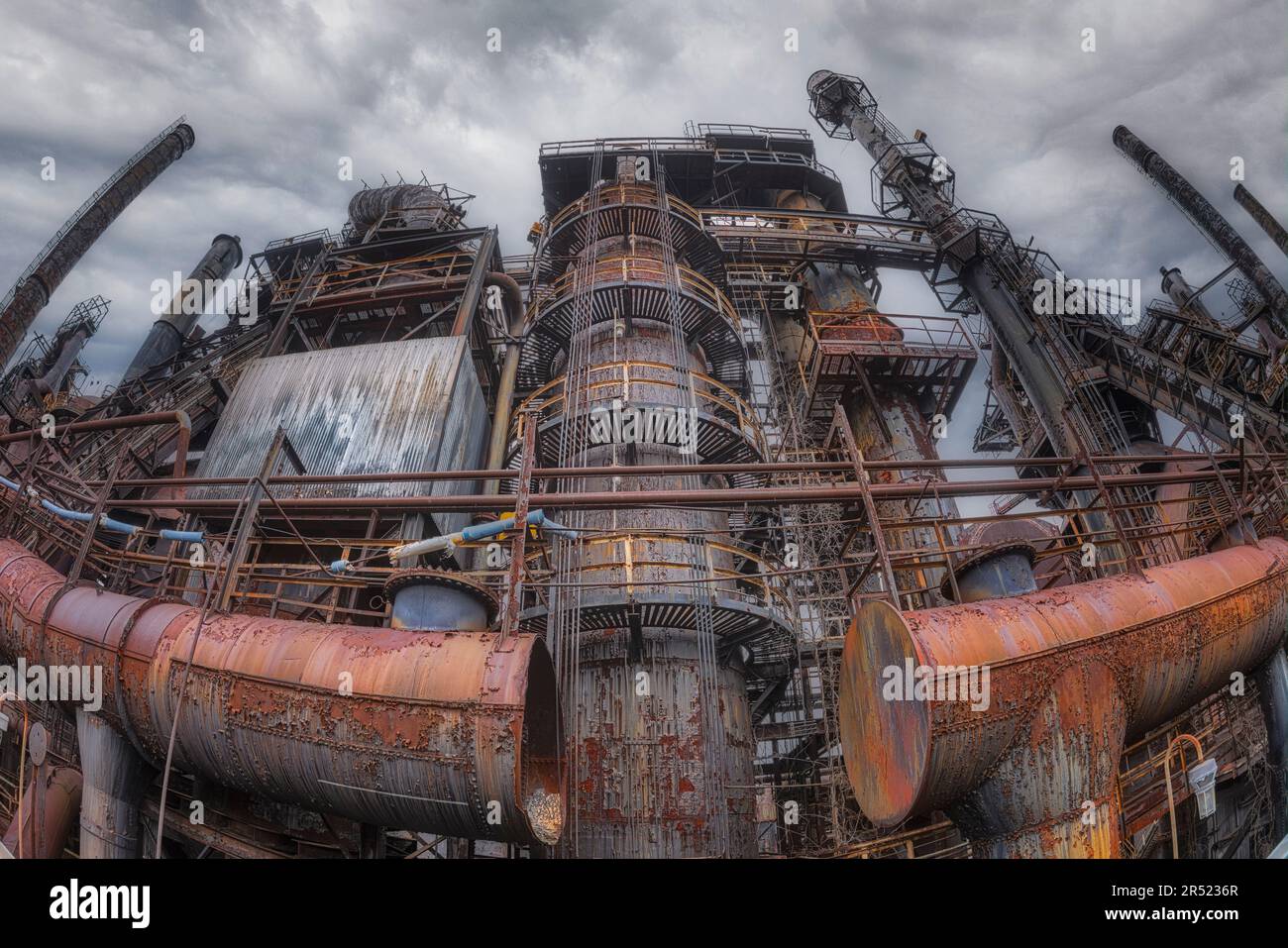 Bethlehem PA Steel Stacks - Chiudi i dettagli dei macchinari arrugginiti a livello industriale negli storici Steel Stacks. Le sue radici traccano ad una società di produzione di ferro o Foto Stock