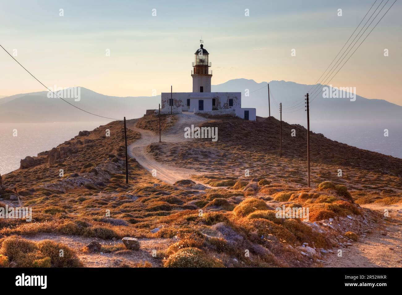 Faro, collina, Mykonos, Capo ARMENISTIS, Cicladi, Grecia Foto Stock