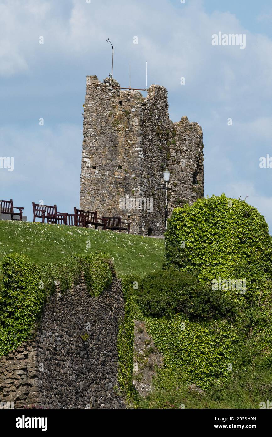 Tenby Castle, Castle Hill, Tenby, Pembrokeshire, Galles del Sud Foto Stock