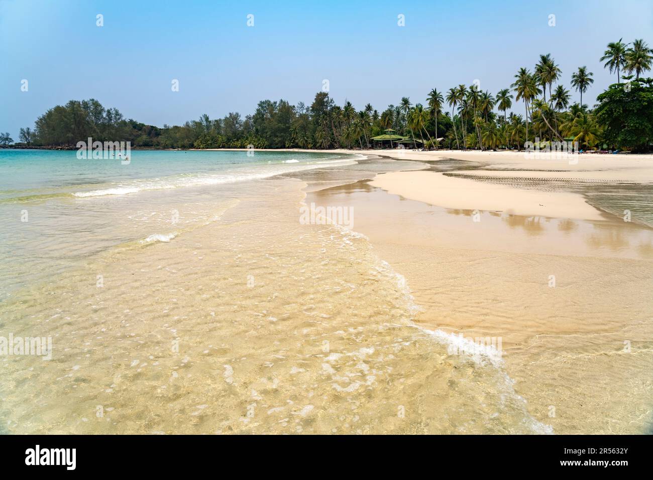 Am Strand Klong Hin Beach, Insel Ko Kut oder Koh Kood im Golf von Thailandia, Asien | Klong Hin Beach, Ko Kut o Koh Kood, isola nel Golfo di Tha Foto Stock