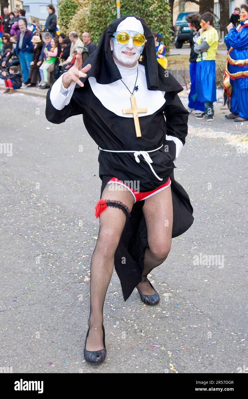 Sfilata di Carnevale. Biasca. Cantone Ticino. Svizzera Foto Stock