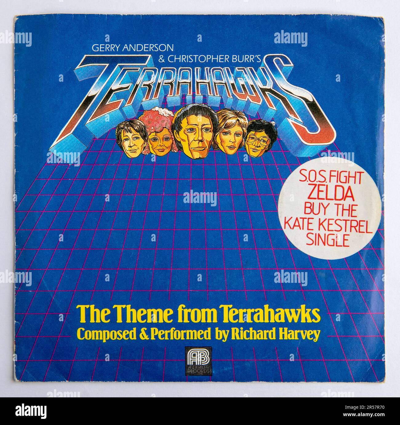 Copertina della versione singola da sette pollici del tema di Terrahawks, una serie televisiva per bambini di Gerry Anderson, che è stata rilasciata nel 1983 Foto Stock