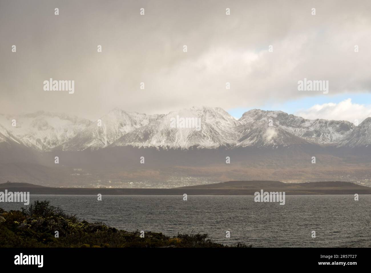 Navigation through the Beagle Channel. Land of Fire. Argentina Foto Stock