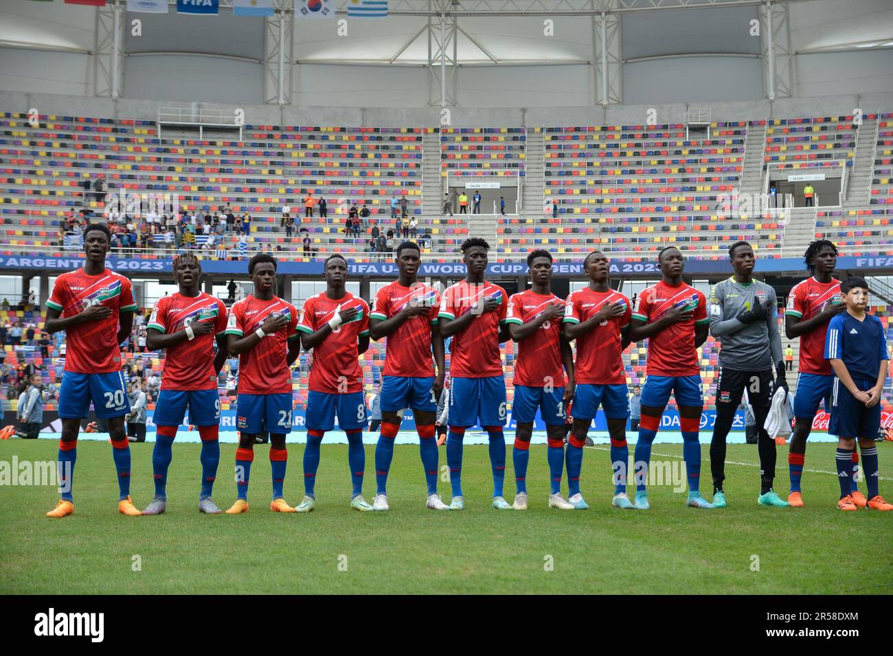 Jogo entre GAMBIA X URUGUAY no Estadio Estadio unico Madre de Ciudades FIFA sub20 World Cup Argentina 2023 é realizada em diferentes sedes da Argentina (Santiago del estero, la Plata, San Juan e Mendoza) Foto Stock