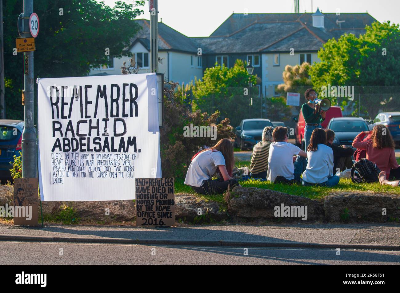 La protesta di Falmouth del 4th contro la modifica della nave Bibby Stockholm da parte dell'AP per accogliere 500 rifugiati Foto Stock