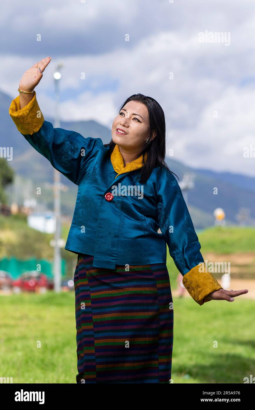 Ballerino della Royal Academy of Performing Arts (RAPA), Thimphu, Bhutan. Foto Stock