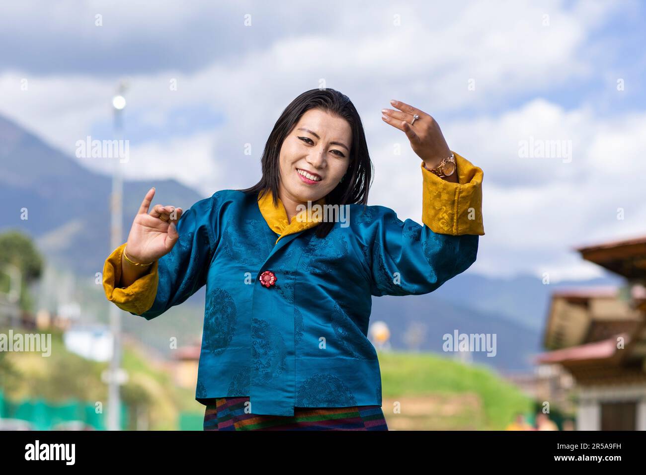 Ballerino della Royal Academy of Performing Arts (RAPA), Thimphu, Bhutan. Foto Stock