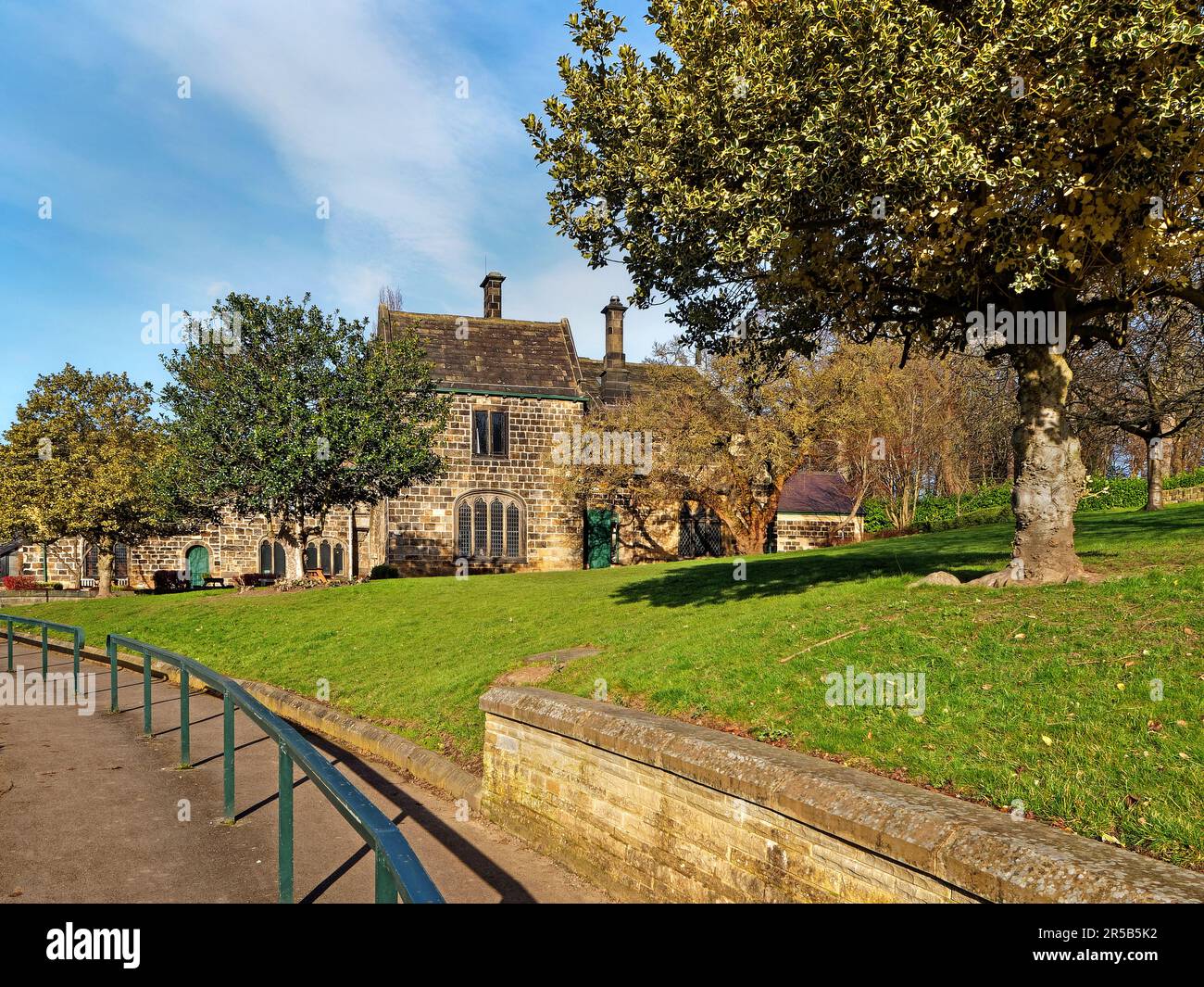 Regno Unito, Leeds, Kirkstall Abbey, Abbey House Museum. Foto Stock