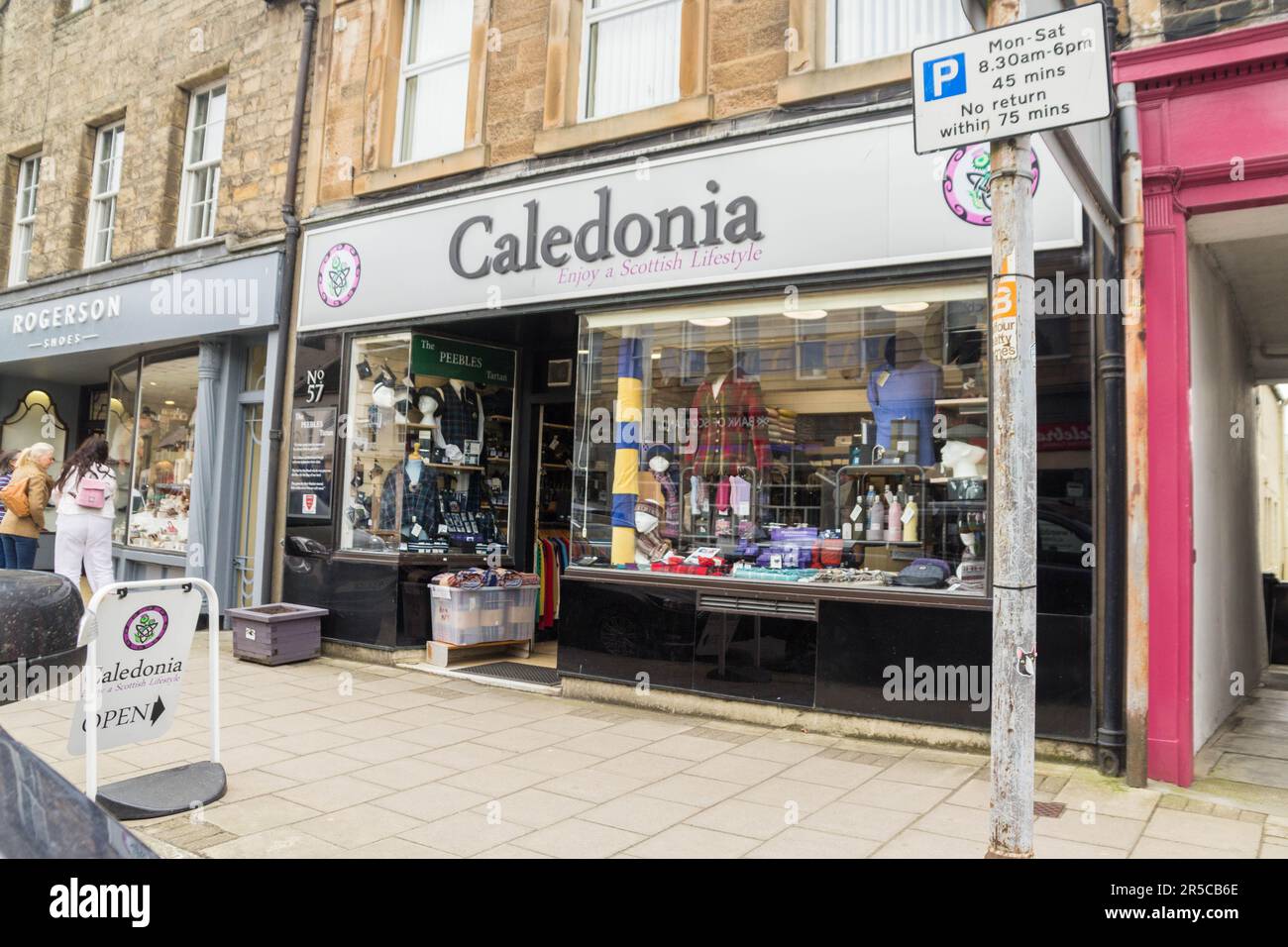 Caledonia Shop con sede nel Royal Burgh of Peebles Foto Stock