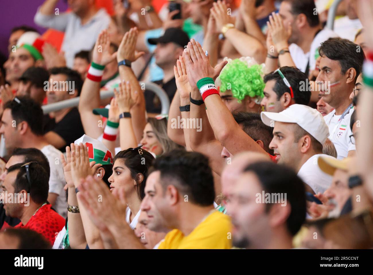 Doha, Qatar. 21th novembre 2022. Tifosi dell'Iran durante la partita tra Inghilterra contro Iran. Coppa del mondo FIFA Qatar 2022, partita 3. Foto Stock