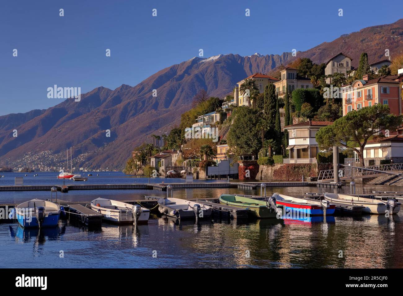 Molo, Monte Verita e Mosca, Ascona, Lago maggiore, Ticino, Lago maggiore, Svizzera Foto Stock