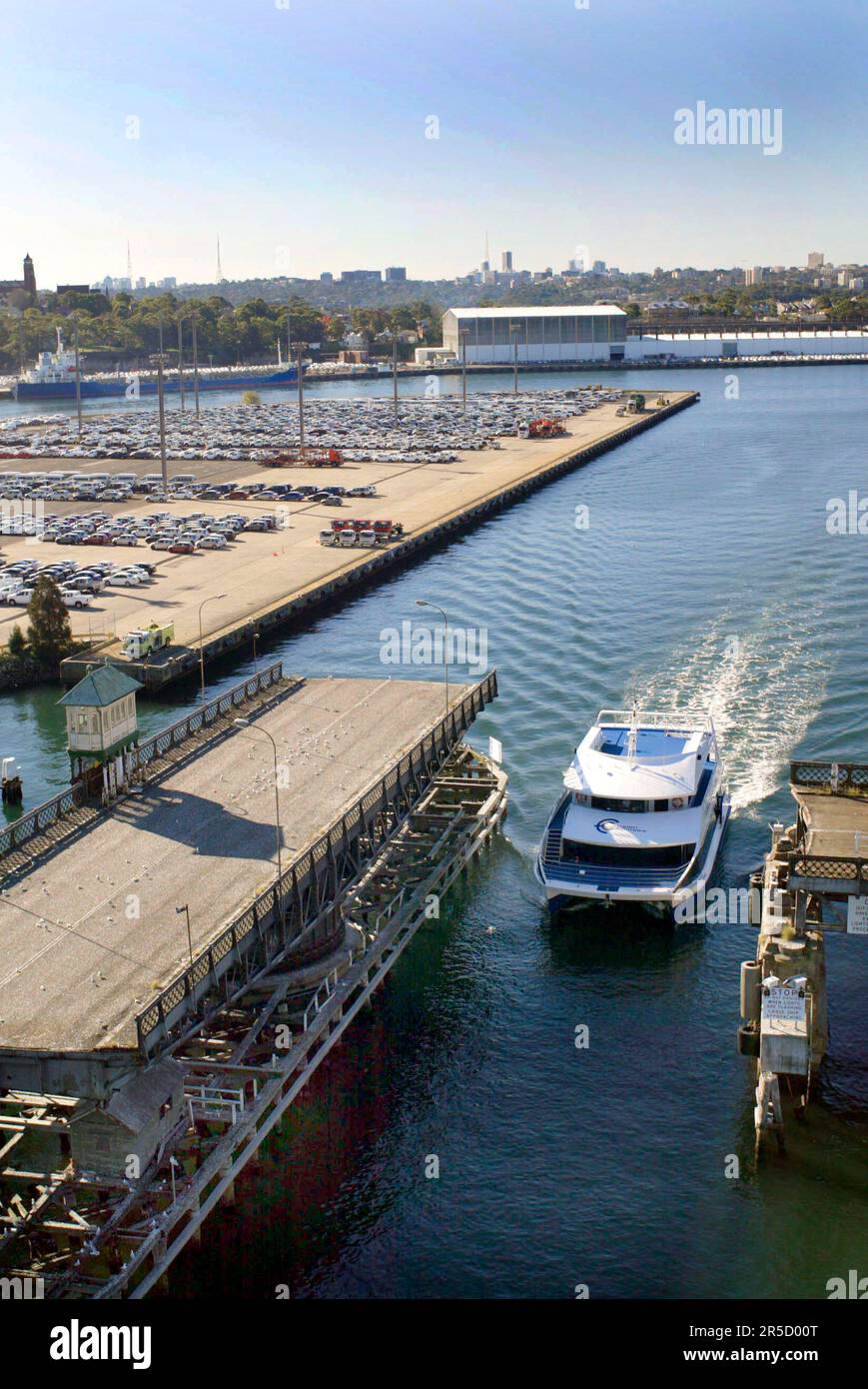 Glebe Island e Glebe Island Bridge a Sydney, NSW, Australia. Foto Stock