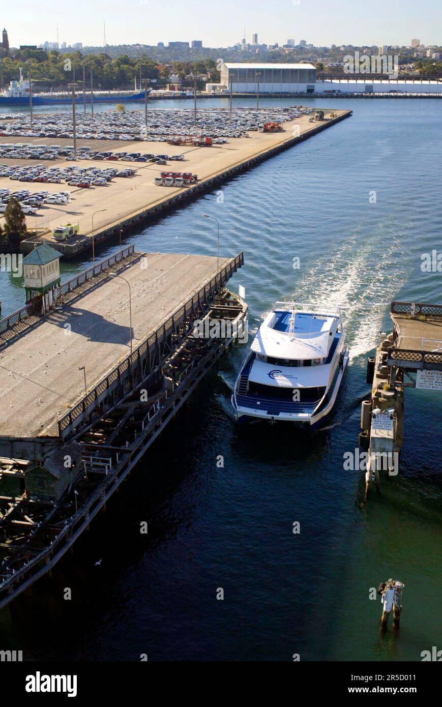 Glebe Island e Glebe Island Bridge a Sydney, NSW, Australia. Foto Stock