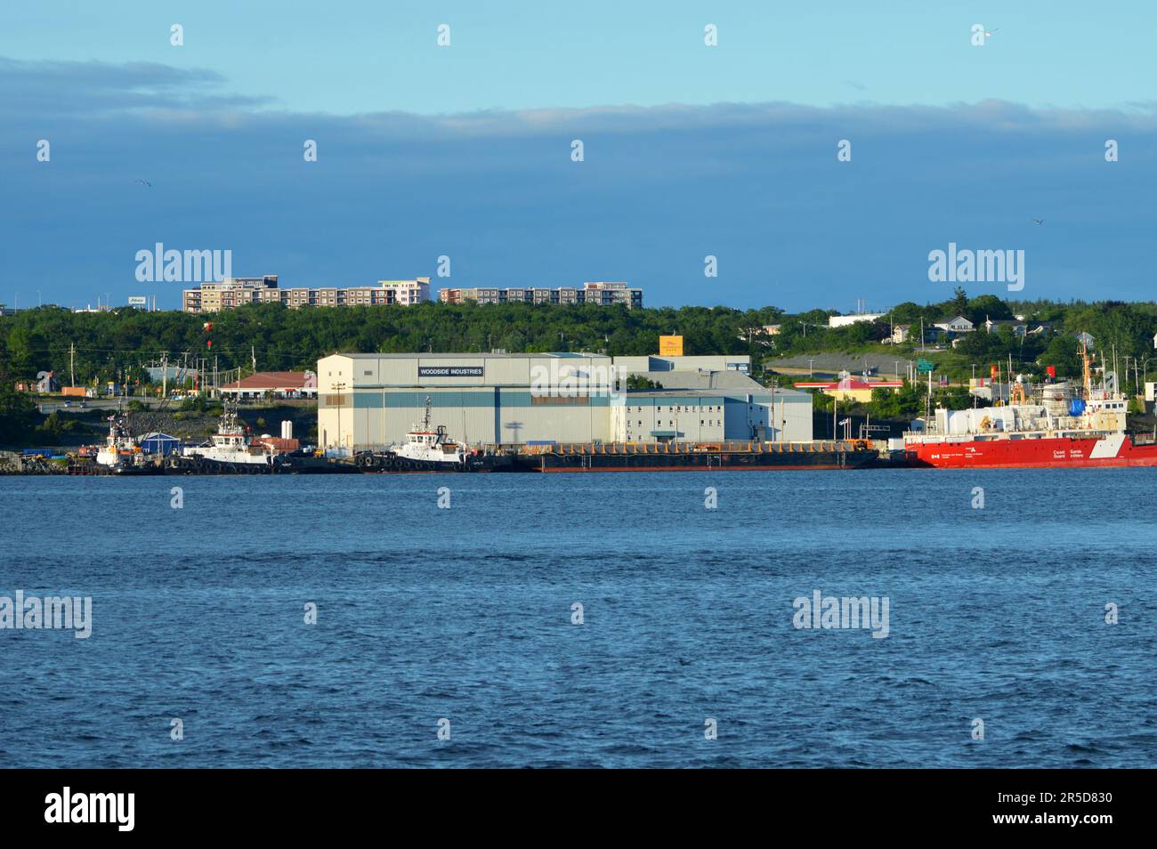 Woodside Industries, un impianto di fabbricazione industriale a Woodside, Dartmouth, Nuova Scozia, di proprietà di Irving Shipbuilding Inc Foto Stock