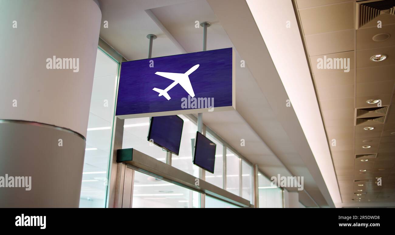 Cartello passeggeri volo di coincidenza per l'aeroporto. Informazioni sui viaggi d'affari Foto Stock