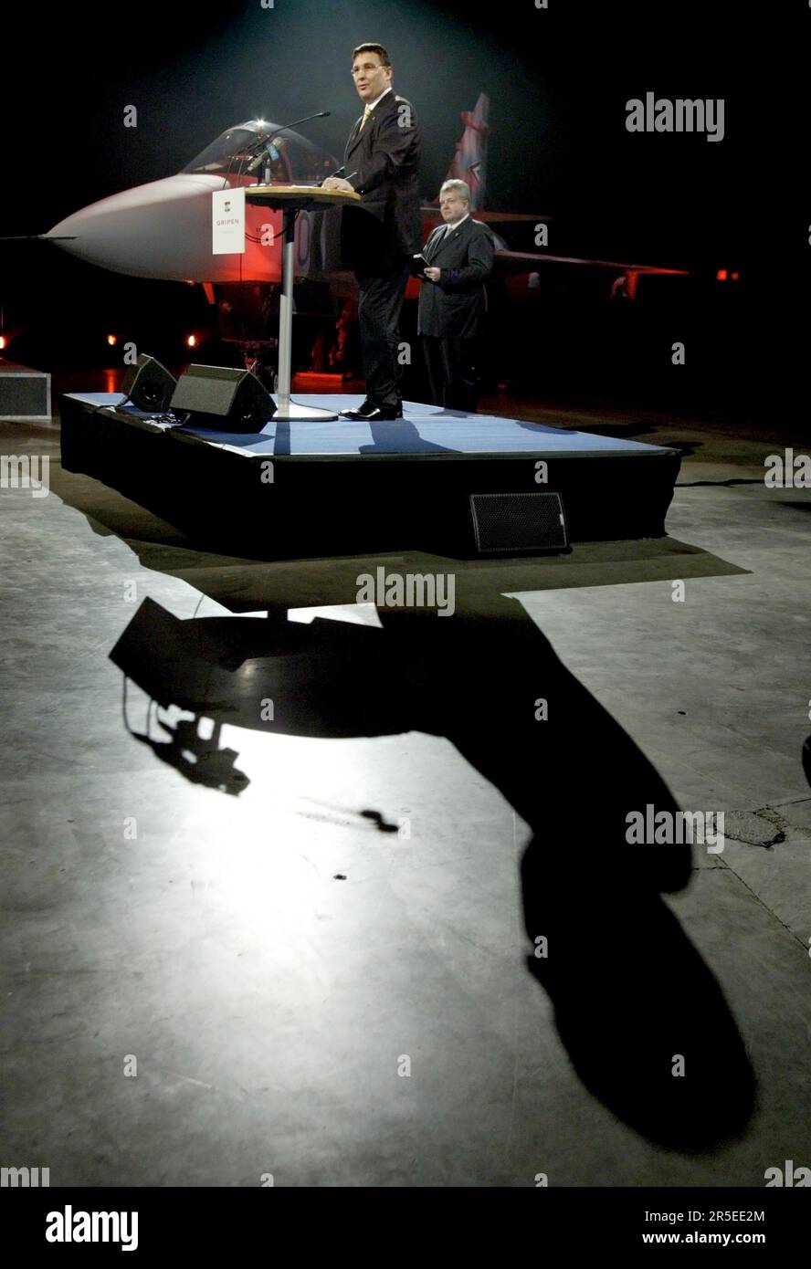 Primo aeromobile JAS 39-Gripen per consegna in Ungheria. La produzione del primo aeromobile Gripen da consegnare in Ungheria è stata completata e l'aeromobile è ora pronto per i voli di prova. Ciò è stato notato martedì durante un cosiddetto 'rollout' in una cerimonia a Saab in Linköping, Svezia. Foto Stock