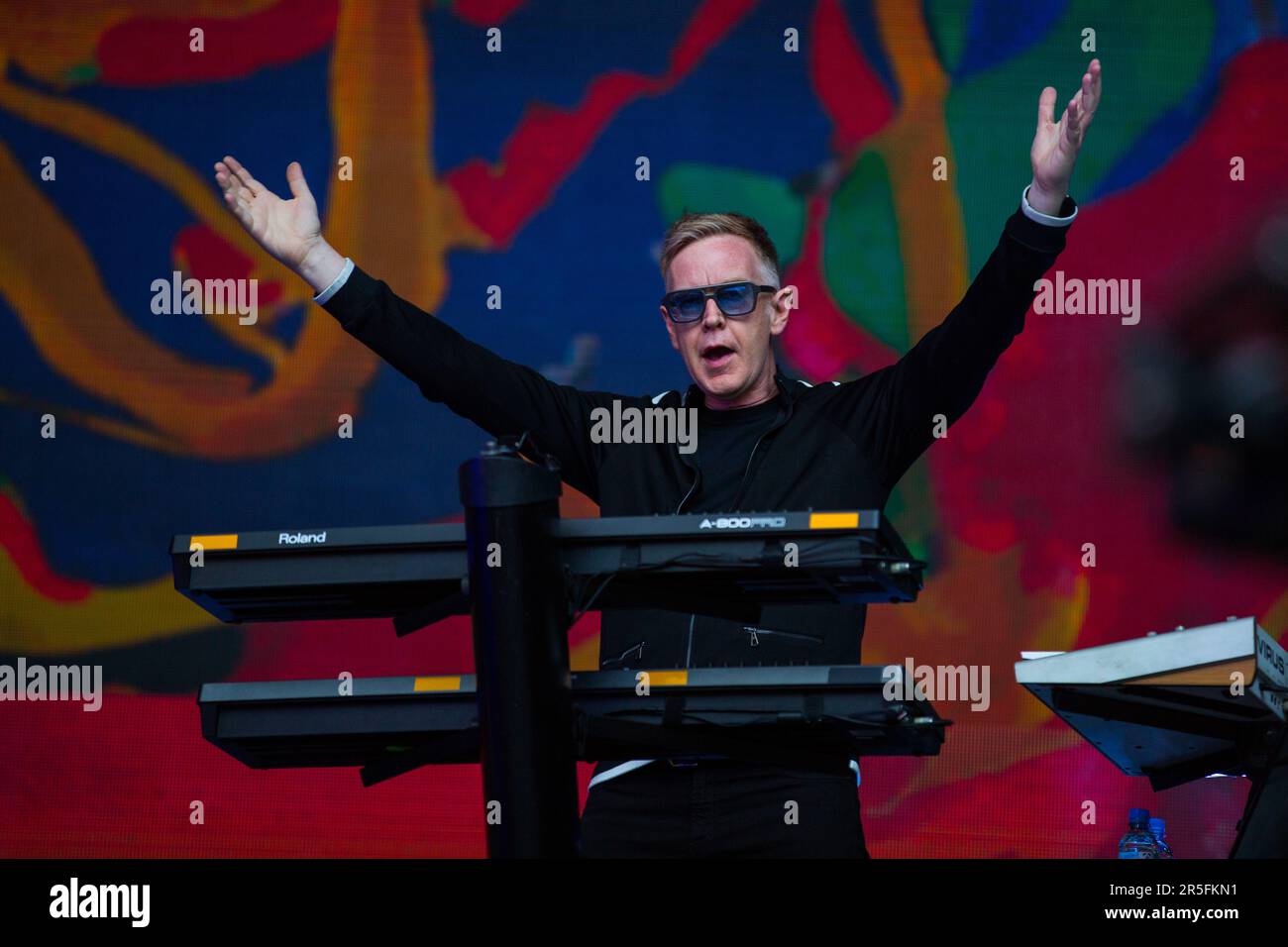 Colonia, Germania. 05 giugno 2017. Dave Gahan, Andy Fletcher e Defeche Mode si esibiscono dal vivo allo stadio Rhein Energie di Colonia, in Germania, tra i tight's. Foto Stock