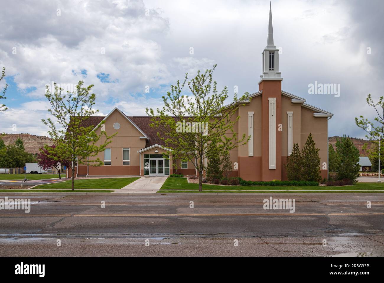 Chiesa dei Santi degli ultimi giorni nella città di Cannonville, Utah. Foto Stock