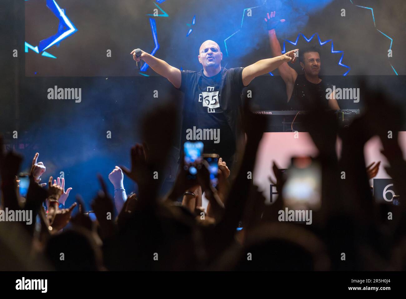 Bergamo, Italia. 03rd giugno, 2023. Stazione NXT, Bergamo, Italia, 03 giugno 2023, Jeffrey Jay e Maury, Eiffel 65 durante Eiffel 65 - Concerto di Musica Credit: Live Media Publishing Group/Alamy Live News Foto Stock