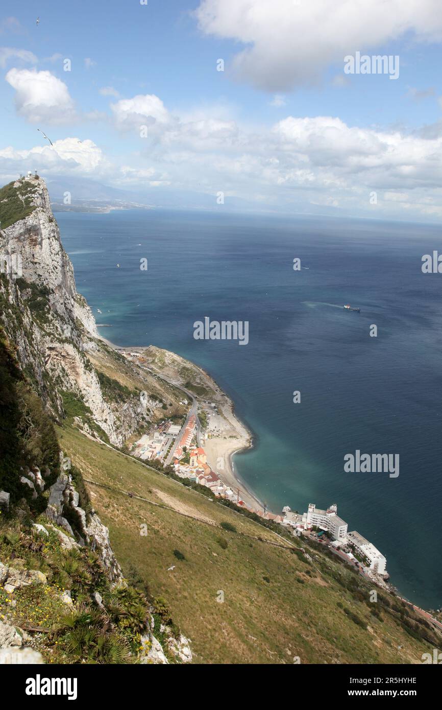 Vista dalla Rocca di Gibilterra attraverso il Mar Mediterraneo Foto Stock