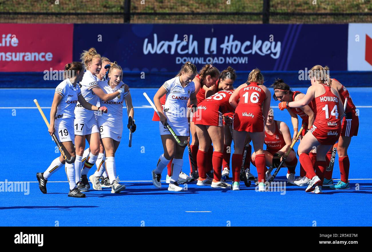 Belgium Women's Charlotte Englebert (terza a sinistra) festeggia il secondo goal del gioco durante la partita femminile della FIH Hockey Pro League a Lee Valley, Londra. Data immagine: Domenica 4 giugno 2023. Foto Stock