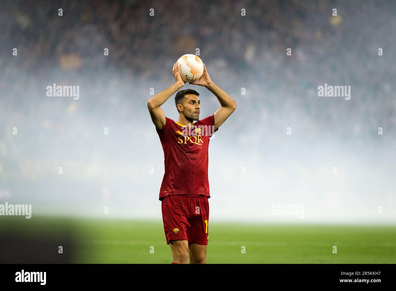 Budapest, Ungheria. 31st maggio 2023. Zeki Celik (19) di AS Roma visto durante la finale della UEFA Europa League tra il Sevilla FC e AS Roma alla Puskas Arena in Ungheria. (Photo credit: Gonzales Photo - Balazs Popal). Foto Stock