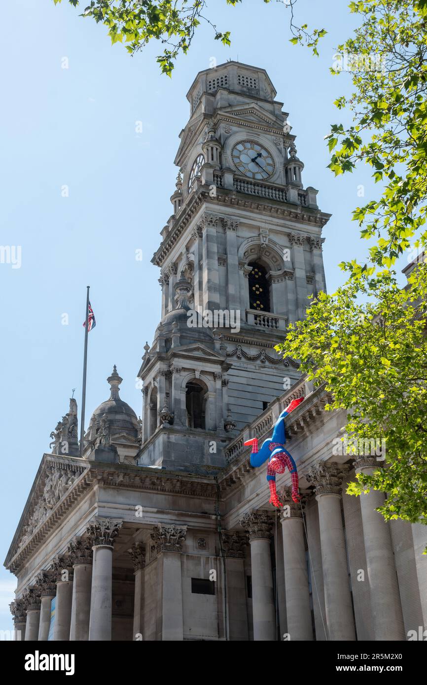 Giugno 3, 2023. Il popolare evento Comic con si è svolto nel corso di un weekend di sole a Portsmouth, Hampshire, Inghilterra, Regno Unito. I partecipanti vestiti in costume hanno partecipato all'evento di due giorni presso la Guildhall nel centro della città. Foto Stock Giugno 3, 2023. Il popolare evento Comic con si è svolto nel corso di un weekend di sole a Portsmouth, Hampshire, Inghilterra, Regno Unito. I partecipanti vestiti in costume hanno partecipato all'evento di due giorni presso la Guildhall nel centro della città. Foto Stock
