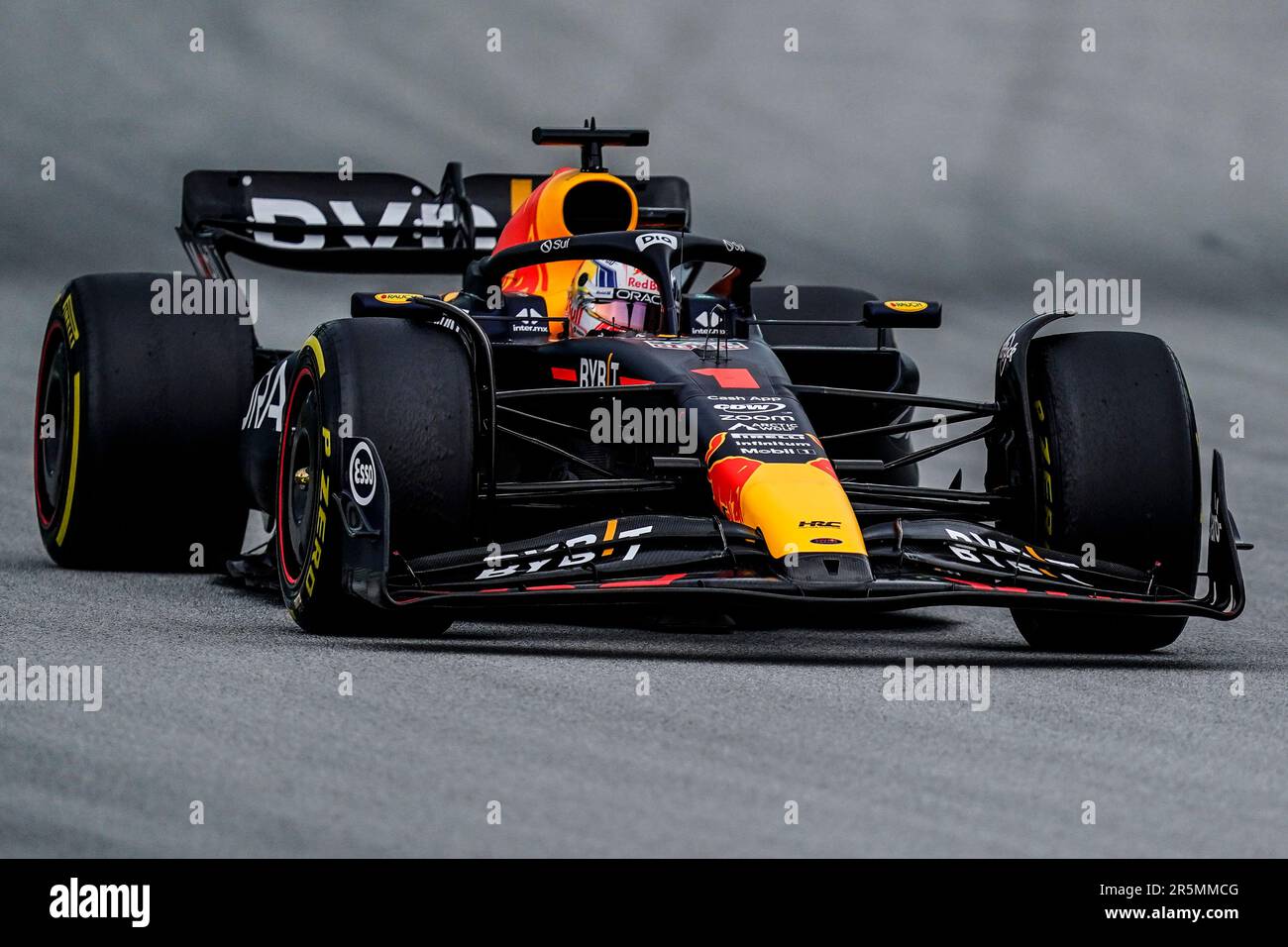 Barcellona, Spagna. 04th giugno, 2023. Max Verstappen (Paesi Bassi), Oracle Red Bull Racing RB19 durante gara F1 Gran Premio di Spagna al circuito di Barcellona-Catalunya il 4 giugno 2023 a Barcellona, Spagna. (Foto di Sergio Ruiz/PRESSIN) Credit: PRESSINPHOTO SPORTS AGENCY/Alamy Live News Foto Stock