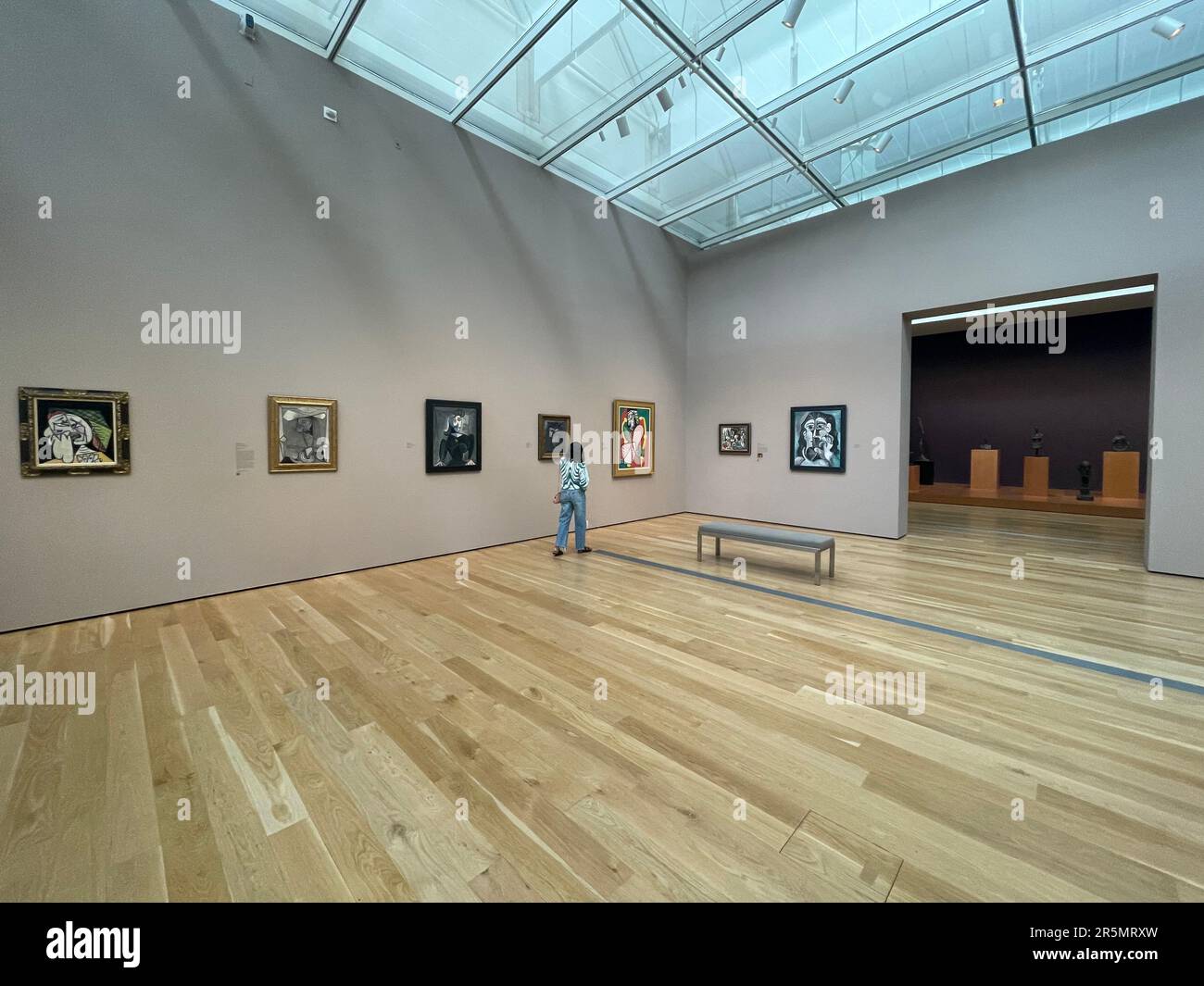 Galleria interna con dipinti di Pablo Picasso al Los Angeles County Museum of Art di Los Angeles, California Foto Stock