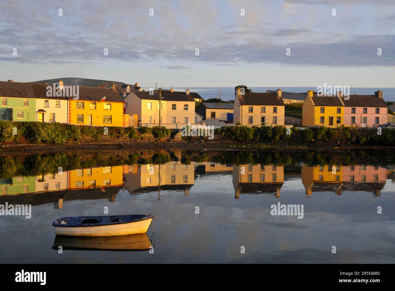 Portmagee, Porto di Portmagee, Penisola di Iveragh, Contea di Kerry, Irlanda Foto Stock