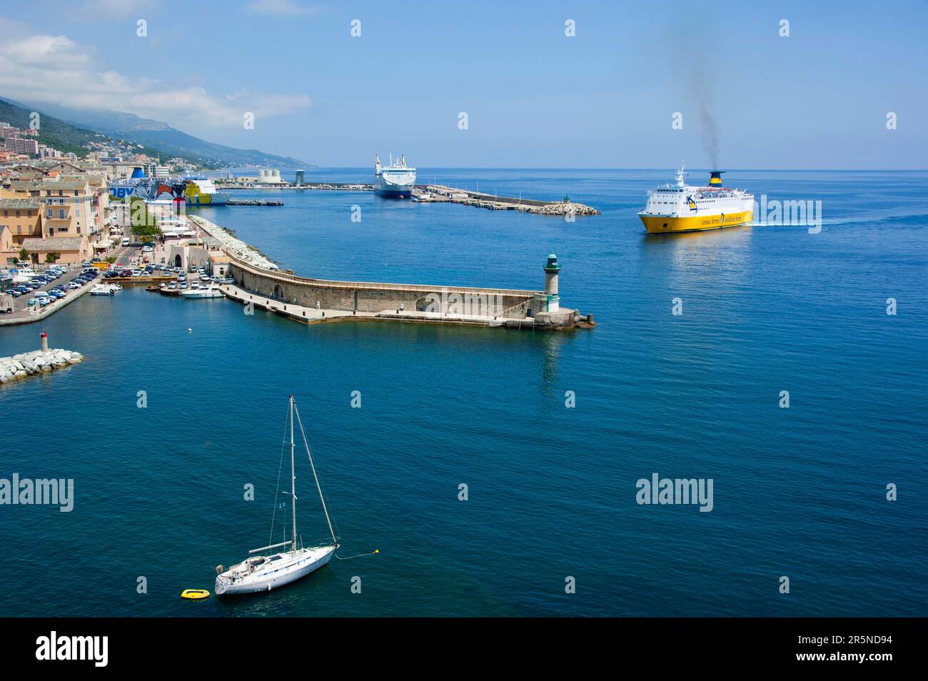 Porto, Bastia, Corsica, Francia, Corsica Ferries e Sardegna Ferries Foto Stock