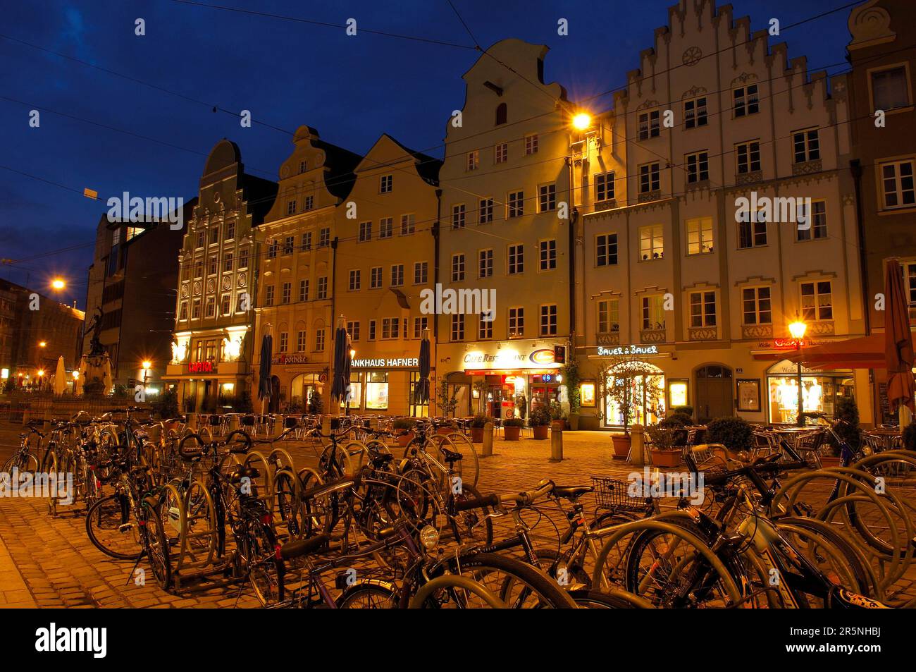 Augusta, Maximilianstrasse, Maximilian Street, strada romantica, Swabia, Baviera, Germania Foto Stock