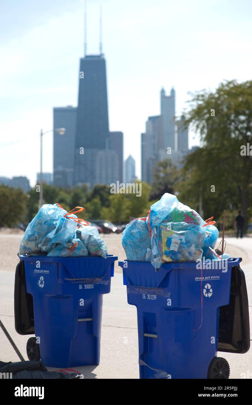 Scene della costa di North Ave. Dopo l'impegno di ripulire la costa internazionale nel centro di Chicago. Foto Stock