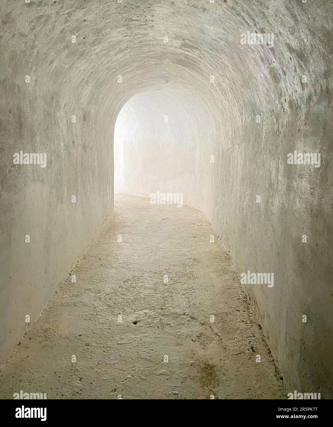 Luce alla fine del tunnel Foto Stock