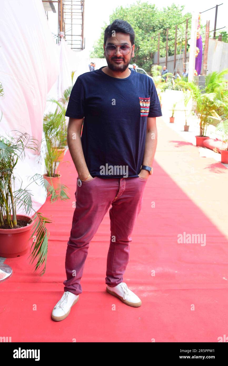 Mukesh Chhabra, direttore del casting indiano, cerimonia mahurat, film Genius, Mumbai, India, 22 maggio 2017 Foto Stock