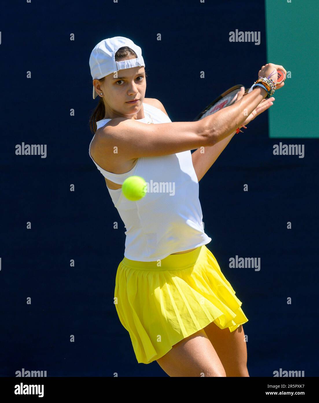 Emiliana Arango (Columbia) in prima fase di qualificazione del Surbiton Tennis Trophy. Londra, 4th giugno 2023. Foto Stock