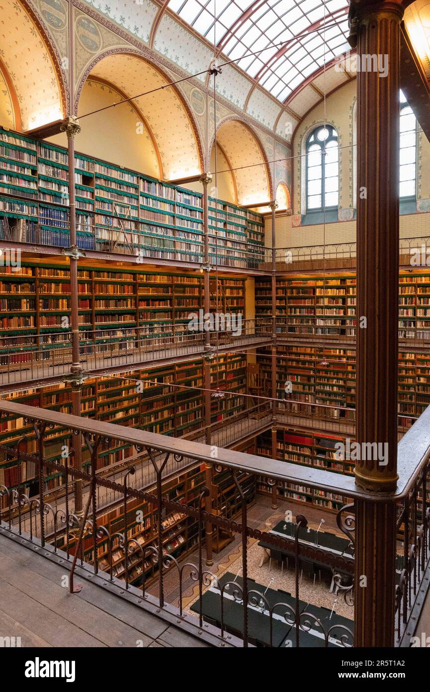 Olanda, Amsterdam, centro, interno del Rijksmuseum, la biblioteca Foto Stock
