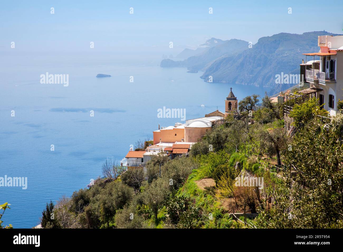 Il Sentiero degli dei lungo la Costiera Amalfitana Foto Stock