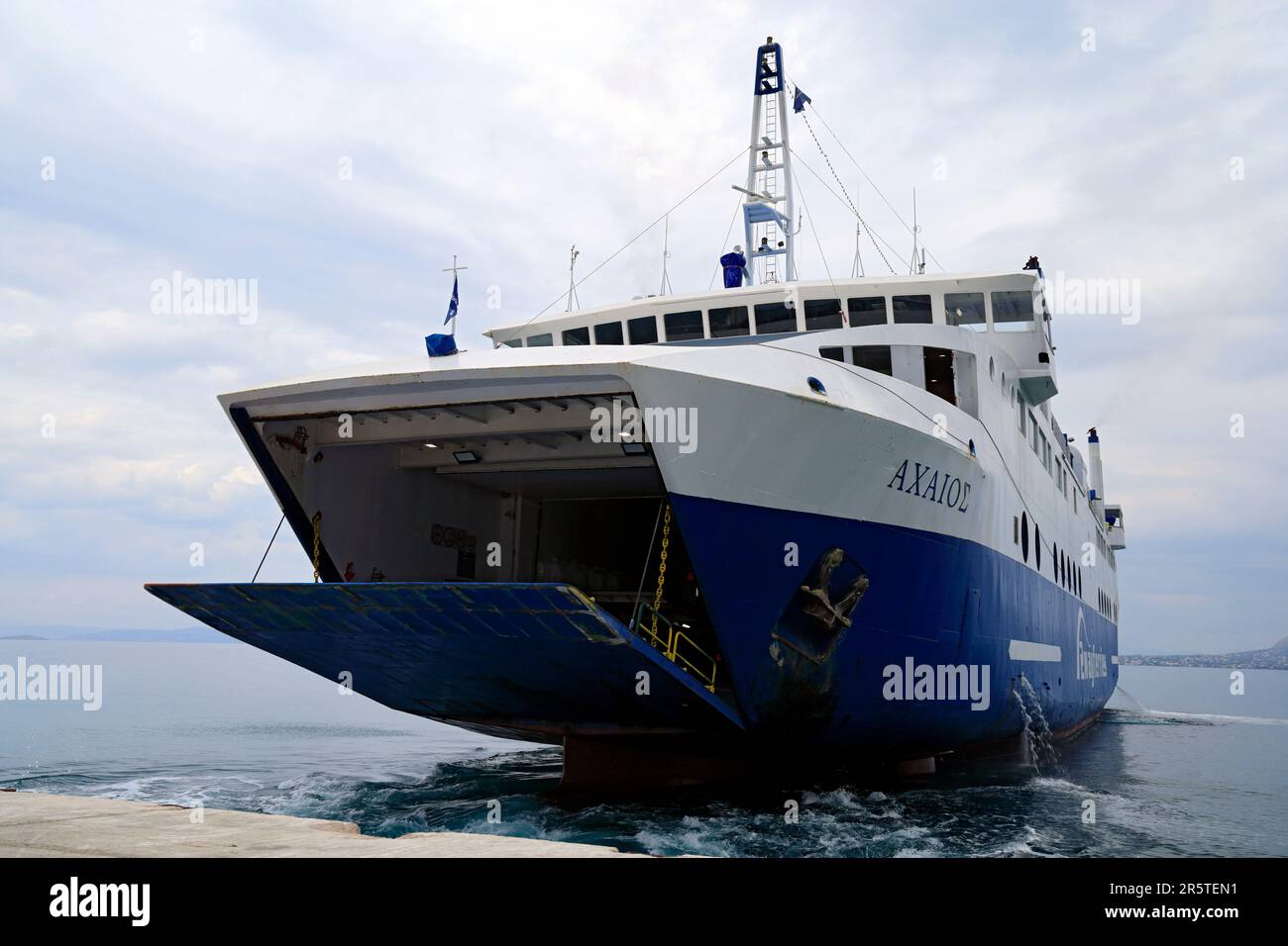 Axaios Ferry, Skala, Agistri, Isole Saroniche, Grecia. Foto Stock