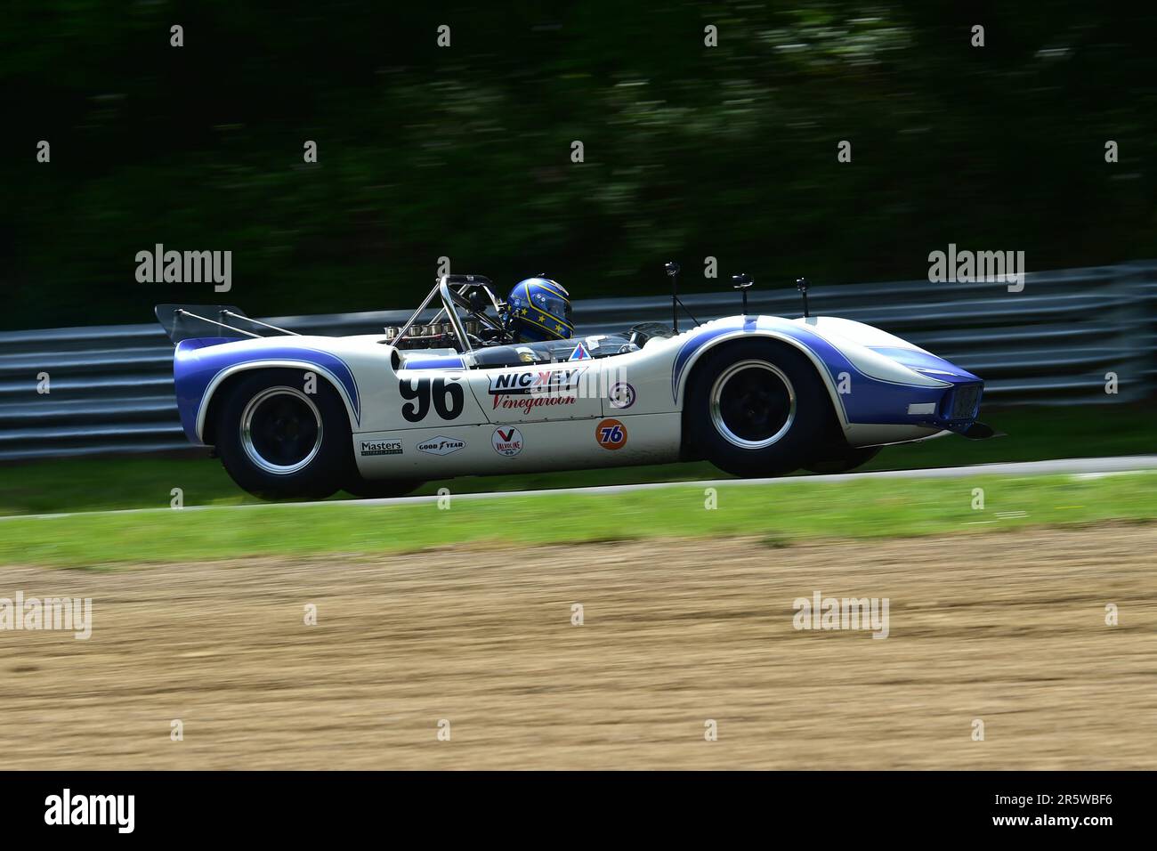 John Spiers, Nigel Greensall, McLaren M1B, Masters Sports Cars Legends, due gare di quaranta minuti, con un pit-stop obbligatorio e la possibilità di un secondo Foto Stock