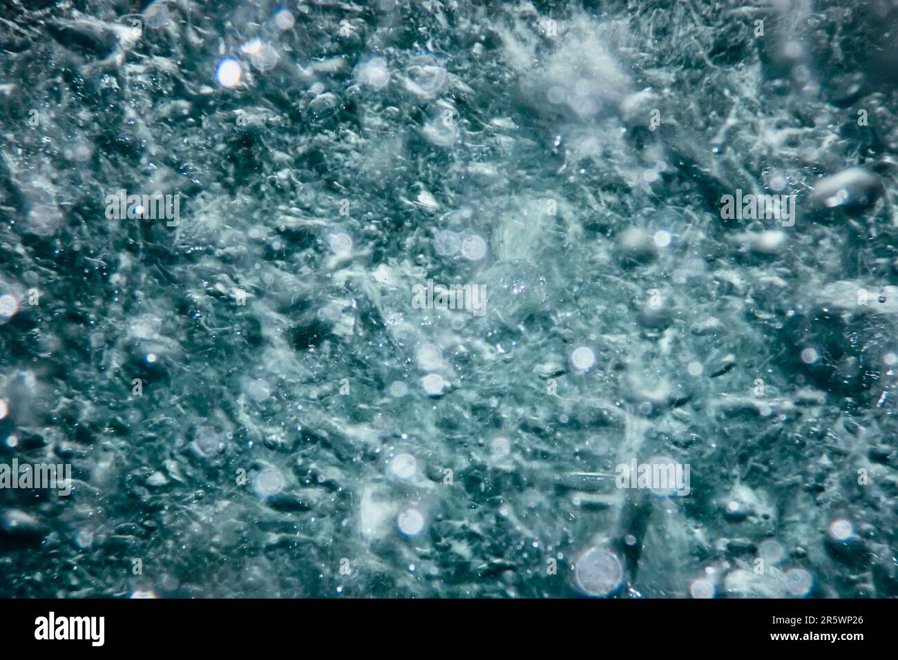 Bolle astratte in acqua, bolle d'aria acqua sfondo Foto Stock