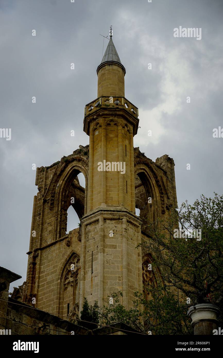 5 aprile 2023 Famagosta Cipro. Moschea Lala Mustafa Pasha a Famagosta Cipro Foto Stock